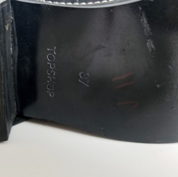 Topshop Sz 37 Women Motorcycle Metal chain stud leather booties - Picture 6 of 12